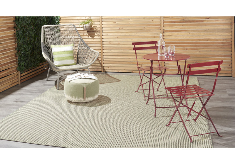 Mccune Indoor / Outdoor Rug, Rectangle 6' x 9'