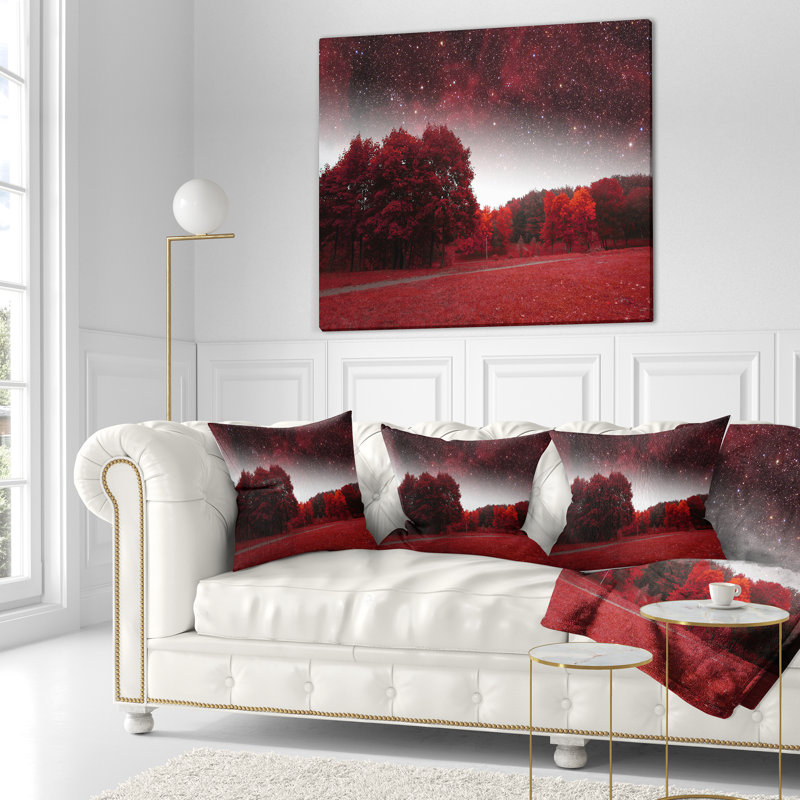 Coussin Mystical Red Spring Night - paysage, 16 po x 1 po, Coussin décoratif