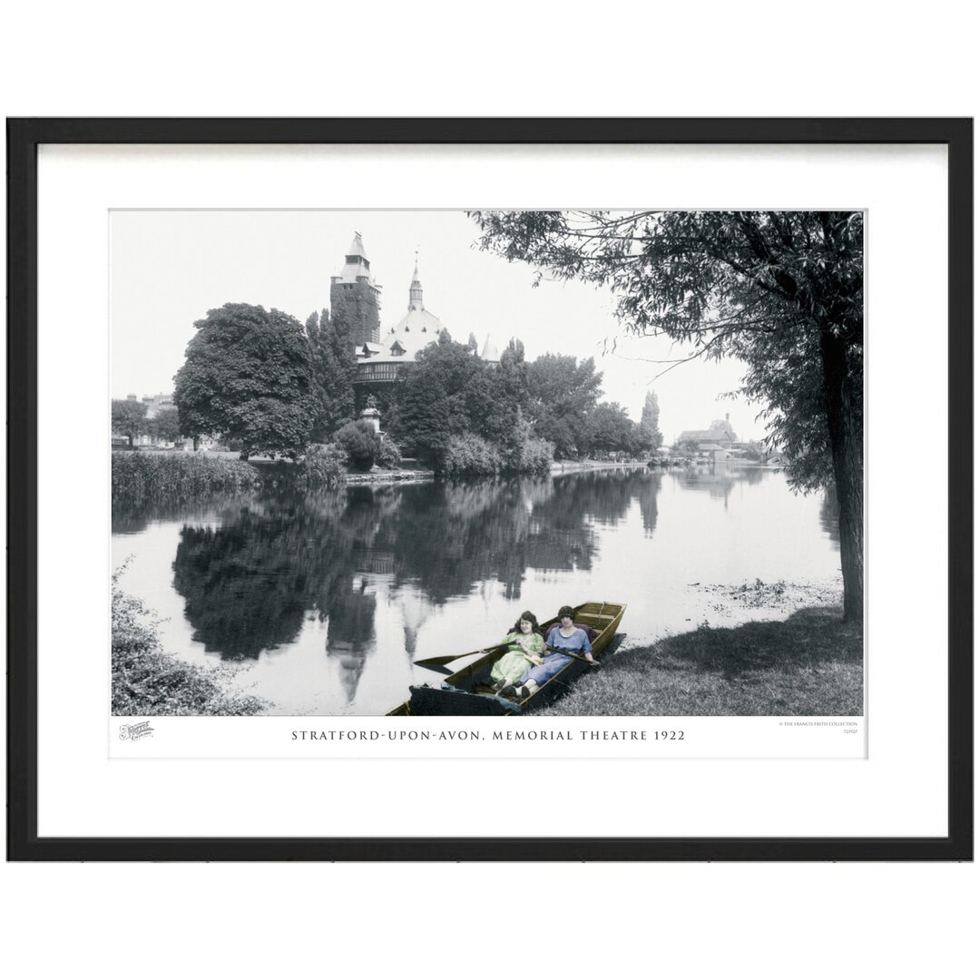 Gerahmtes Papierbild - Fotografie „Stratford-upon-Avon, Memorial Theatre from River 1922” von Francis Frith