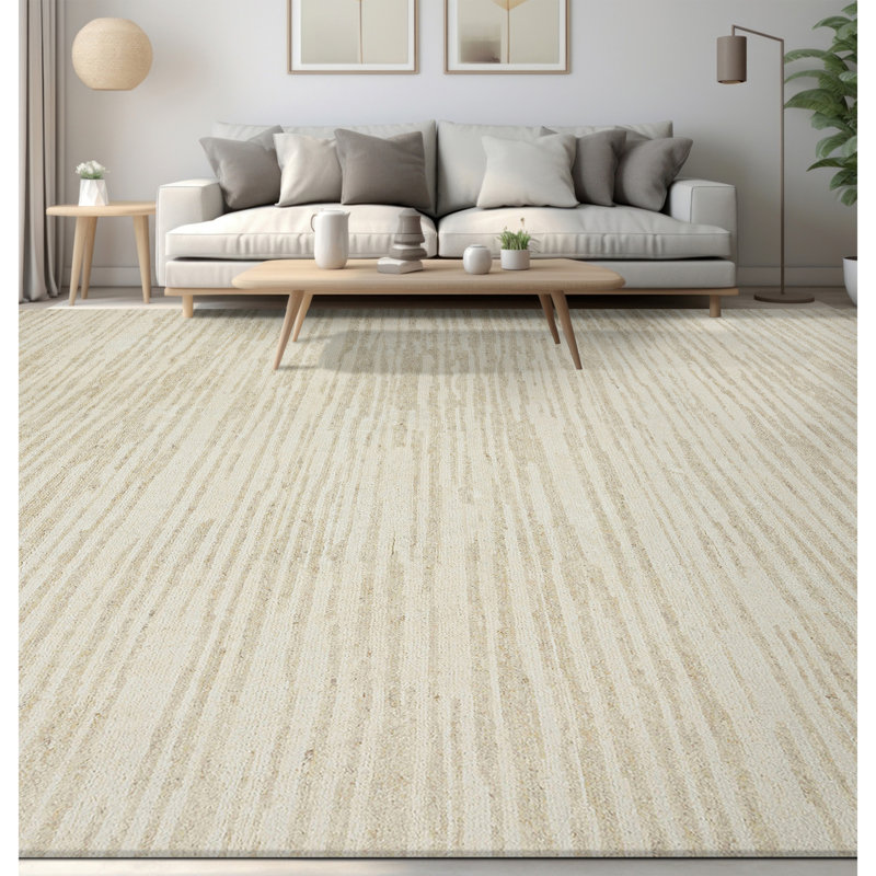 Hand Knotted Wool Area Rug in Ivory And Beige