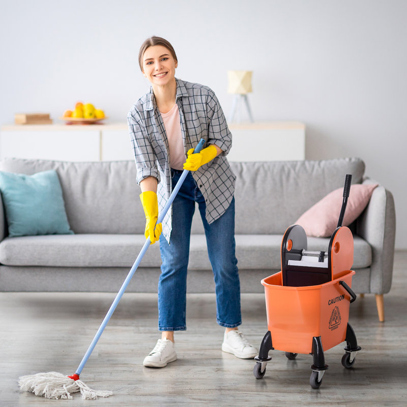 Mop Bucket with Wringer