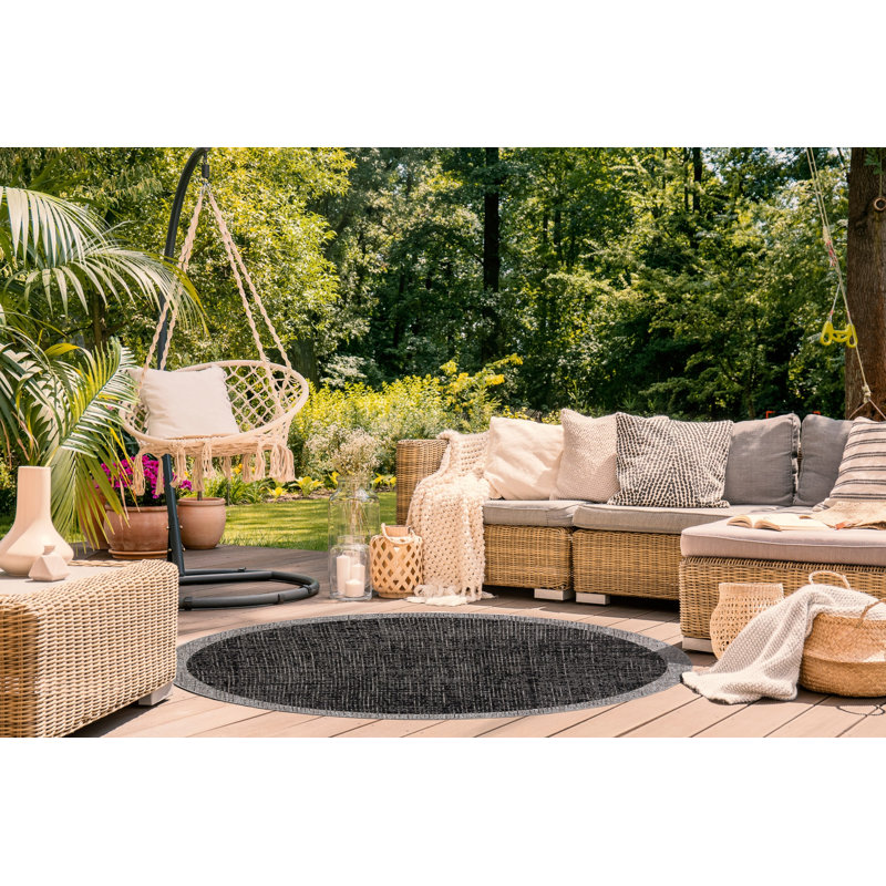 Eligia Geometric Indoor / Outdoor Area Rug, Round 160cm