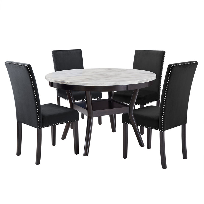 Ensemble repas pour quatre personnes, Velours noir