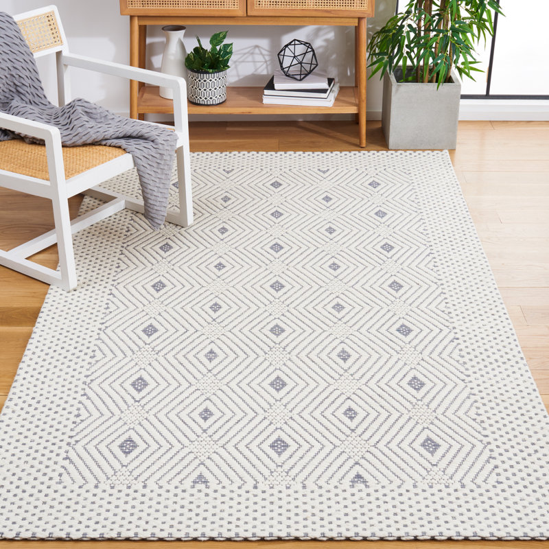 Manya Geometric Handwoven Wool/Polyester Area Rug in White/Blue, Rectangle 5' x 8'