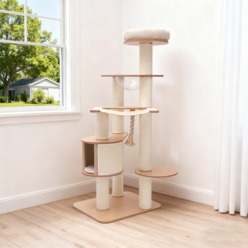 Grand arbre à chat en bois de style moderne