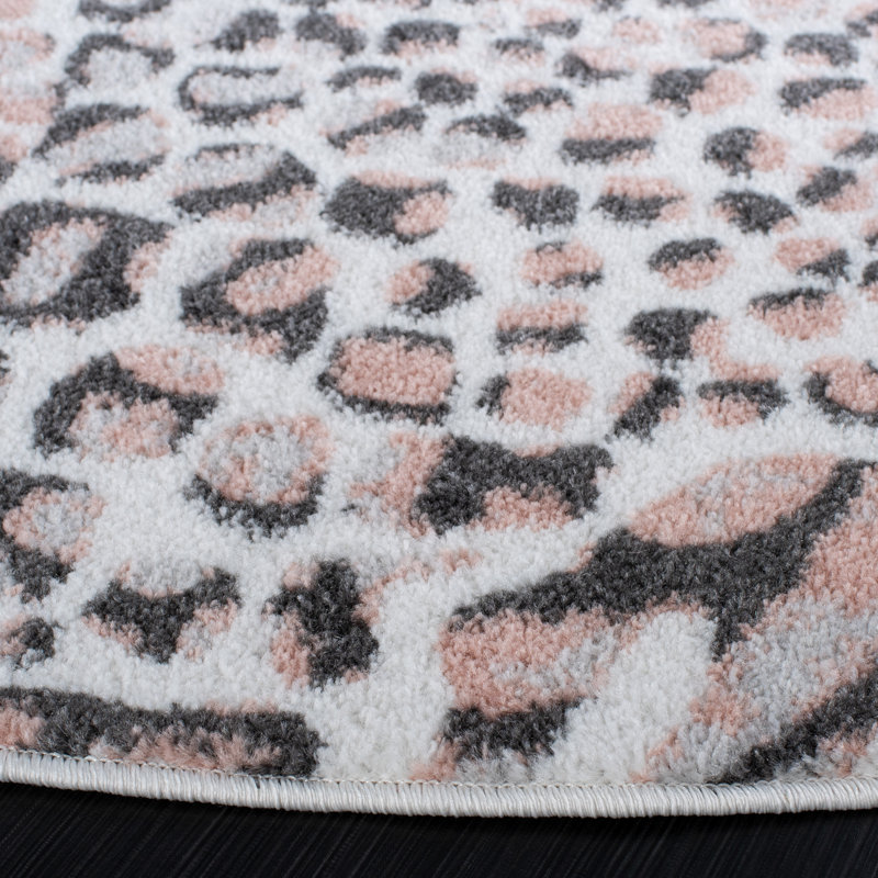 Ameyaa Performance Animal Print Rug, Round 6'7"