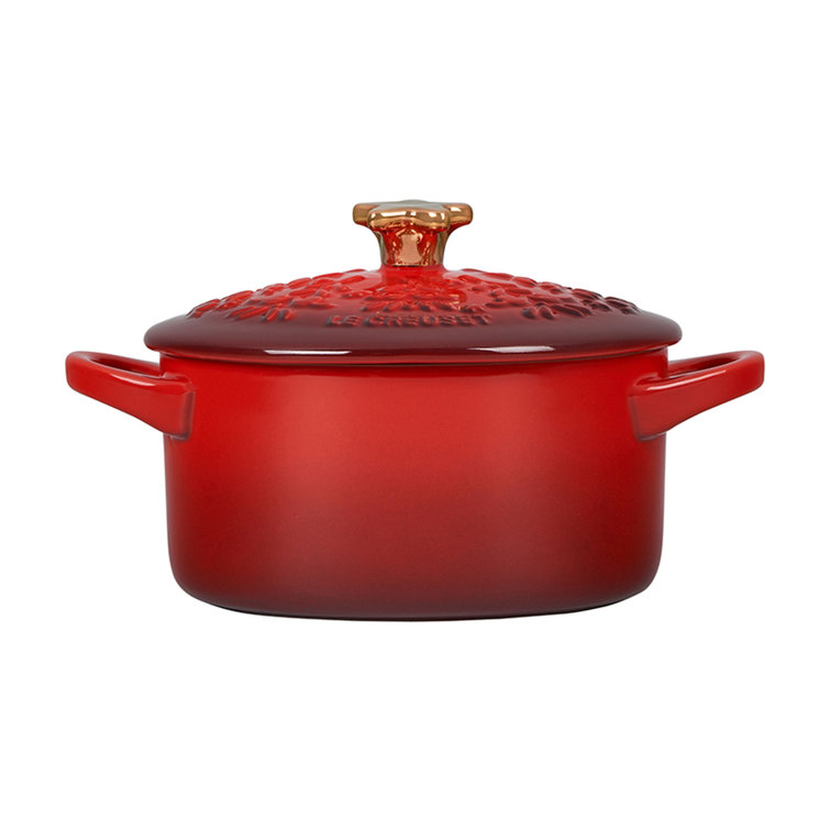 New Staub Cast Iron 4-qt Round Cocotte Dutch Oven, Cerise (Red) Made in  France