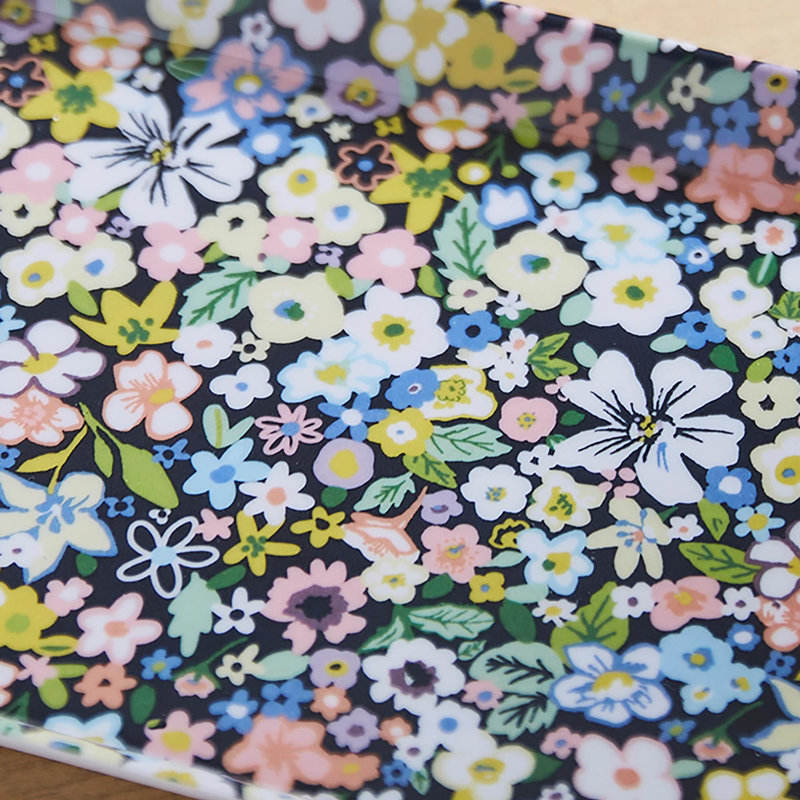 Ulster Weavers Confetti Floral 70% Polypropylene Tray