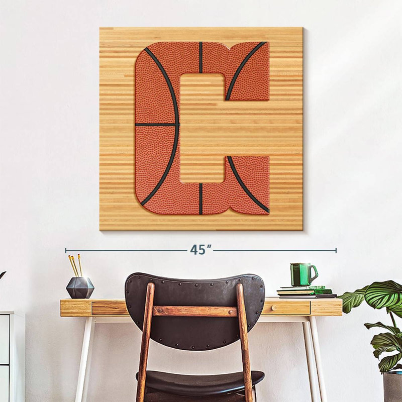 «Basketball C Alphabet» sur toile, H 33 po x l 33 po x P 1,25 po