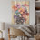 «Joyful Floral Abstraction - Violets», art mural sur bois de pin naturel