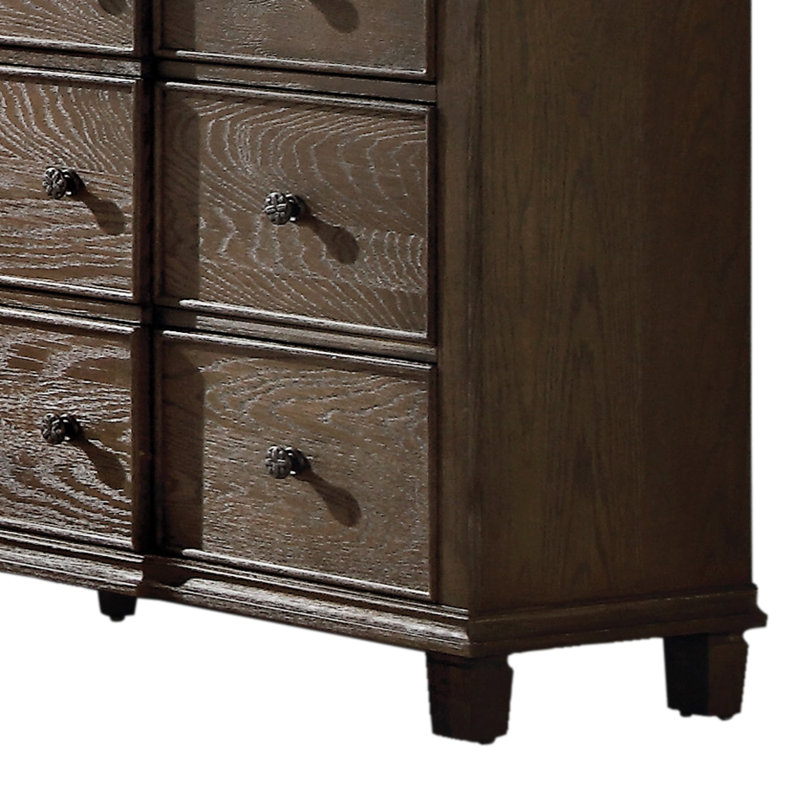 Commode, chêne vieilli