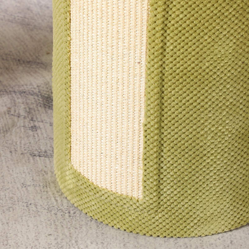 Arbre à chat chaleureux avec planche à gratter pour chat en forme de cactus