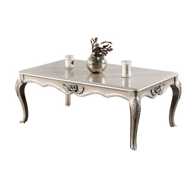Traditional Solid Wood Coffee Table with Curved Cabriole Legs and Carved Details in Champagne Finish