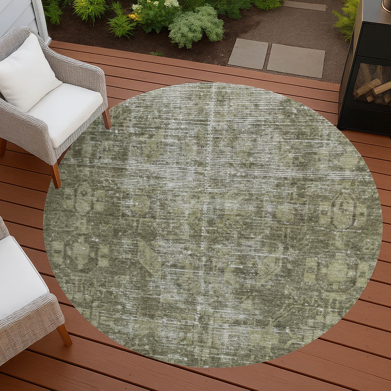Tapis intérieur / extérieur vert Delaura , 2 pi 6 po x 3 pi 10 po