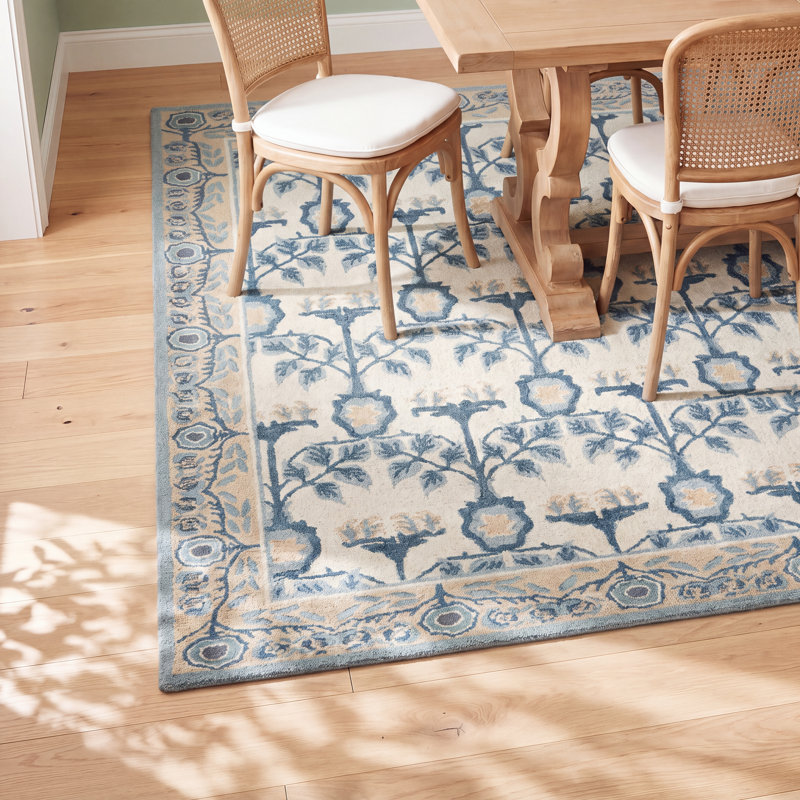 Louella Hand-Tufted Ivory/Blue Floral Wool/Cotton/Viscose Rug, Rectangle 8' x 10'