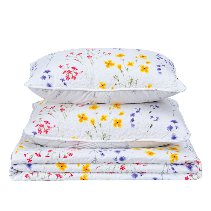 Twin Reversible Floral Microfiber Quilt Set with Shams