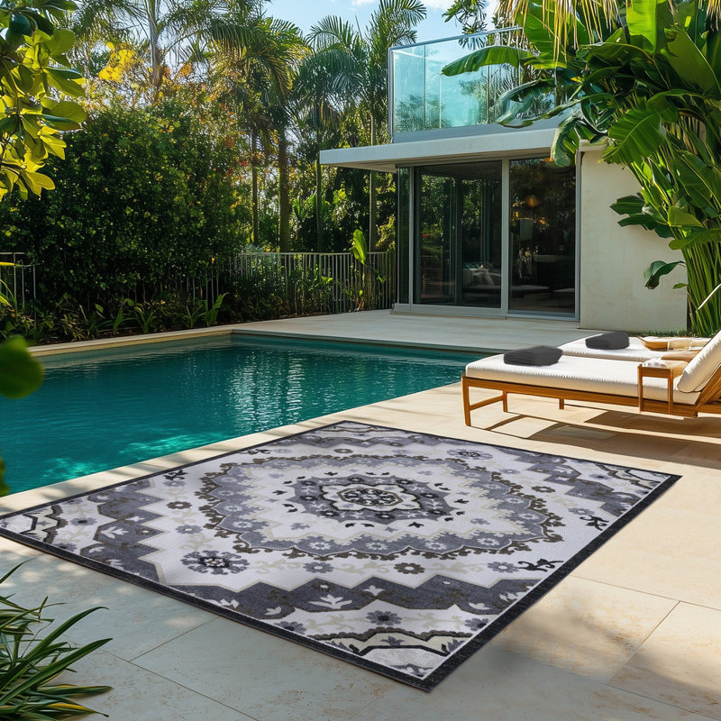 Tapis intérieur / extérieur gris Kalari Amira, Rectangle 8 pi 9 po x 13 pi 1 po