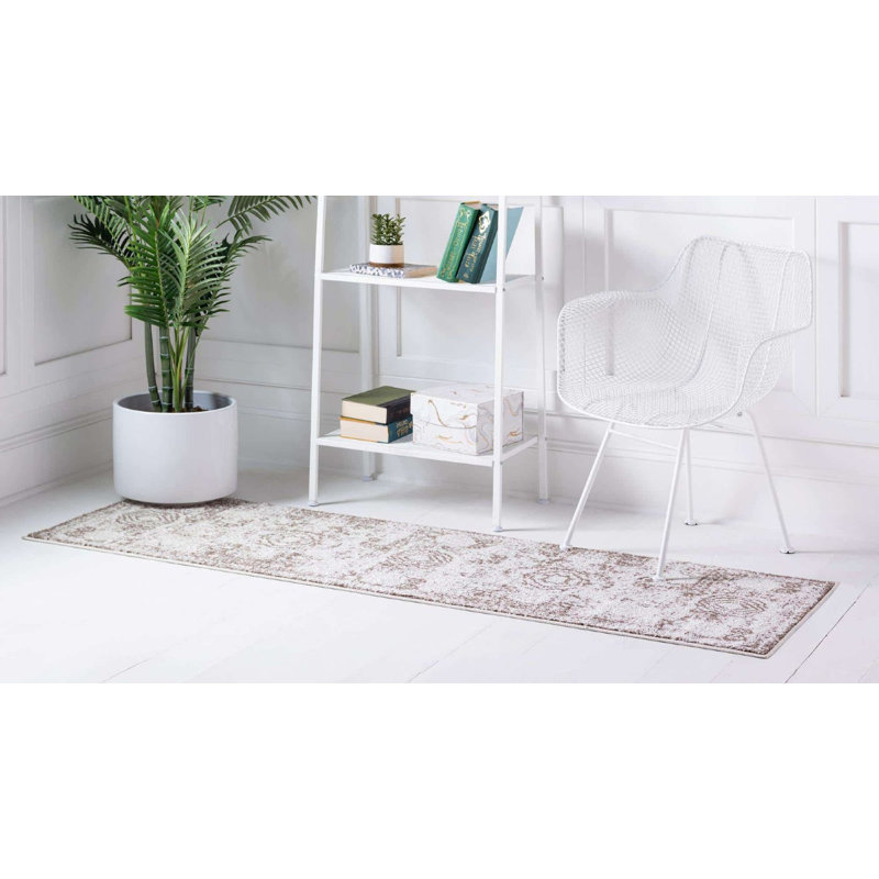Vienna Oriental Indoor Rug, Runner 2' x 8'8"