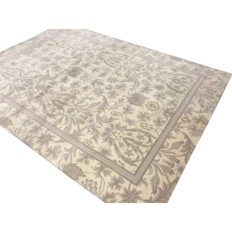 Tapis ivoire noué à la main de haute qualité
