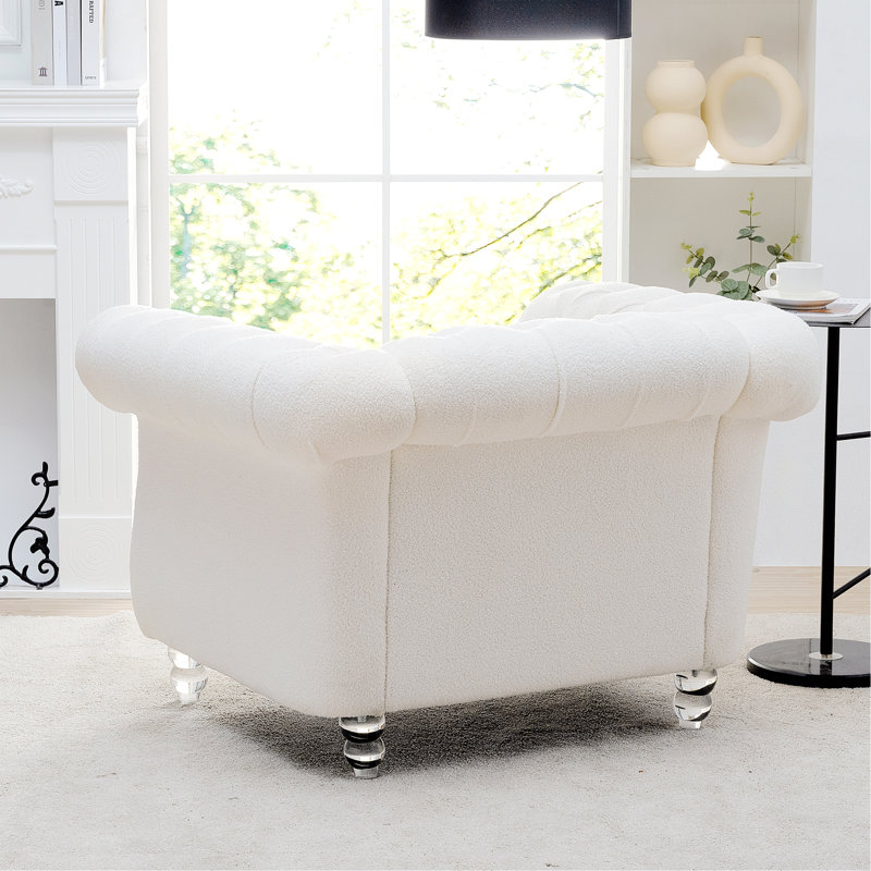 Chaise simple pour le salon