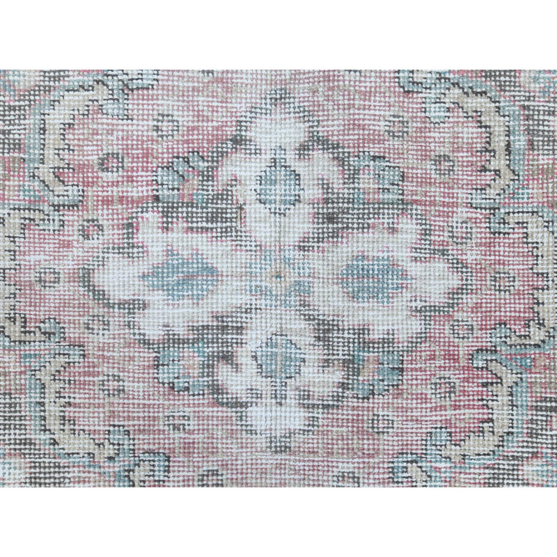 Tapis unique en laine noué à la main de style années 1960 de 6 pi 8 po x 9 pi 8 po rose / bleu Fejzi