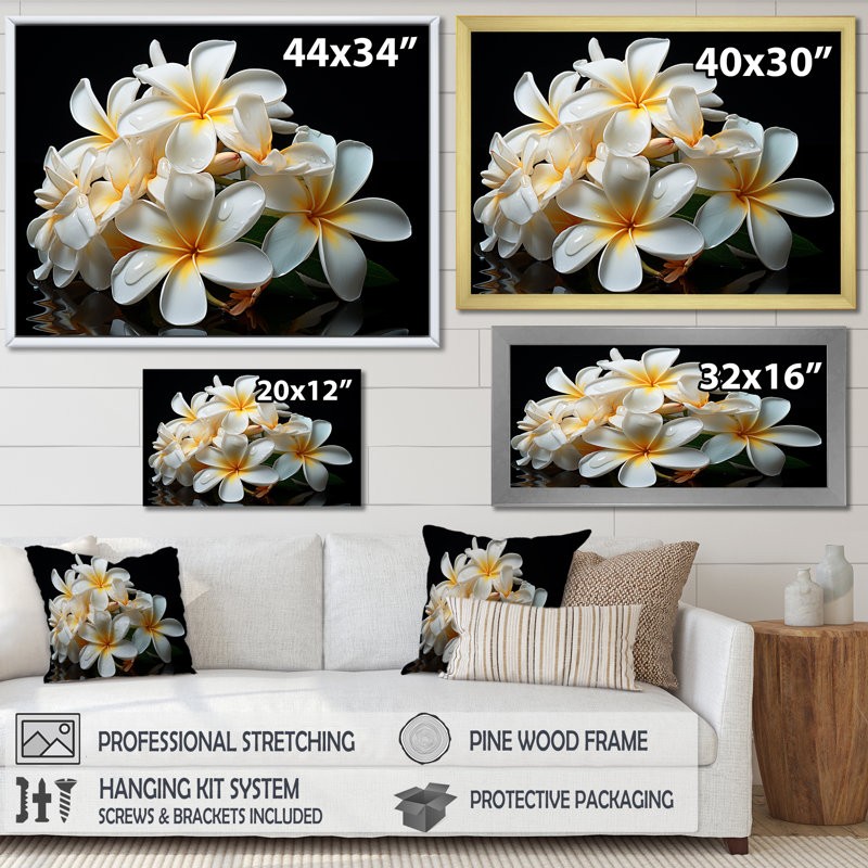 Blanc pureté de Plumeria Essence florale II - Plumeria, art mural, Cadre de coin argenté fermé, H 16 po x l 32 po x P 1 po