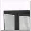 Armoire murale à porte en verre avec tablette ouverte et porte-serviettes