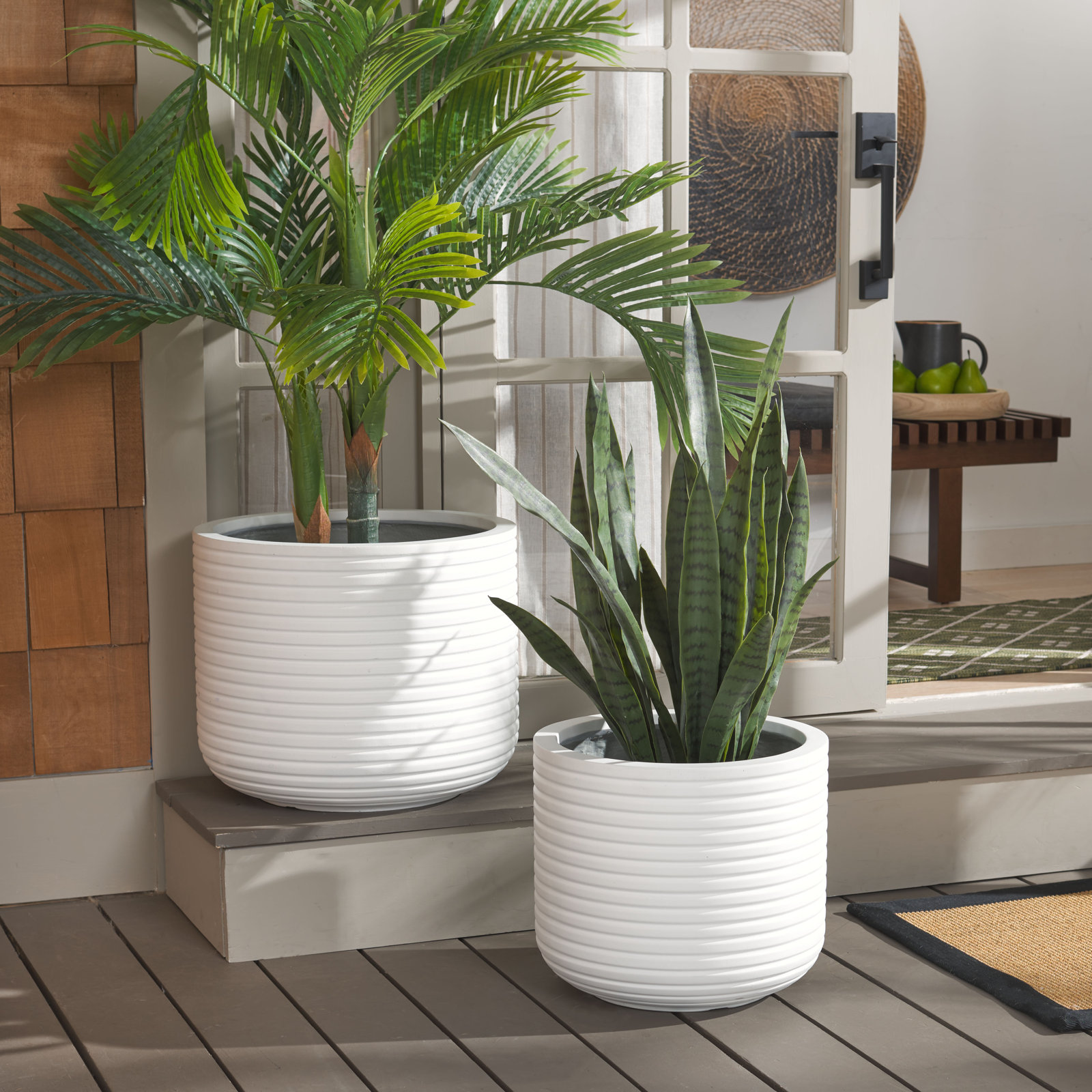 Norah 18" Pot Planter, White
