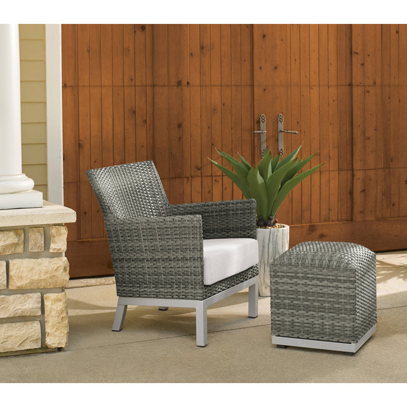 Argento Outdoor Lounge Chair, Eggshell White
