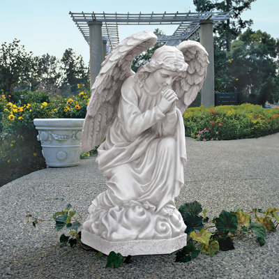 Statue de jardin ange priant la basilique