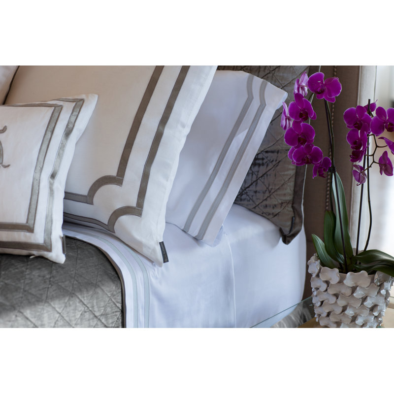 Soho Pillow Case, King, White/Gray