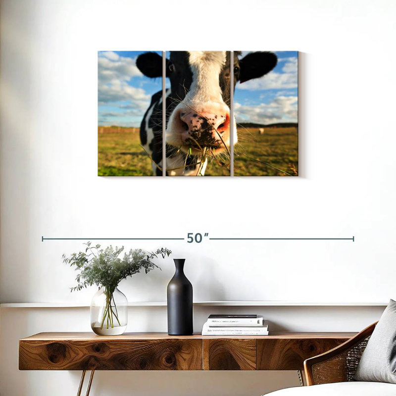 Brampt Cow Selfie, 20" H x 33" W
