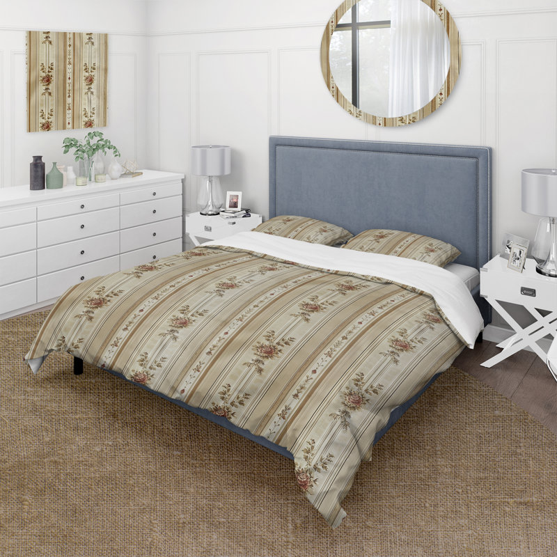 Beige White Flower Pinstripe Print II - Traditional Duvet Cover Set, King Duvet Cover + 2 King Shams