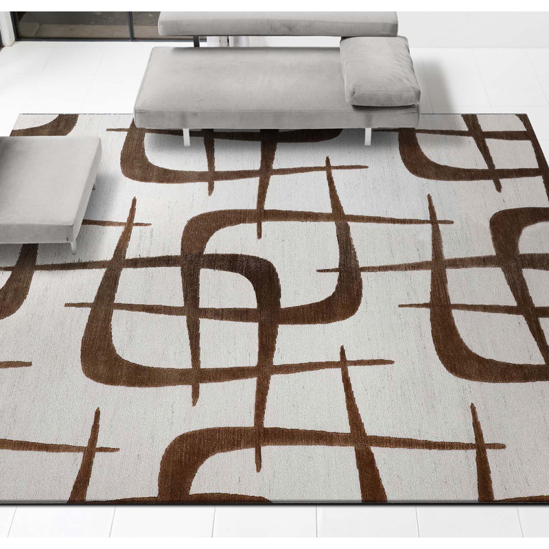 Geometric Area Rug in Ivory/Brown, Rectangle 8' x 10'