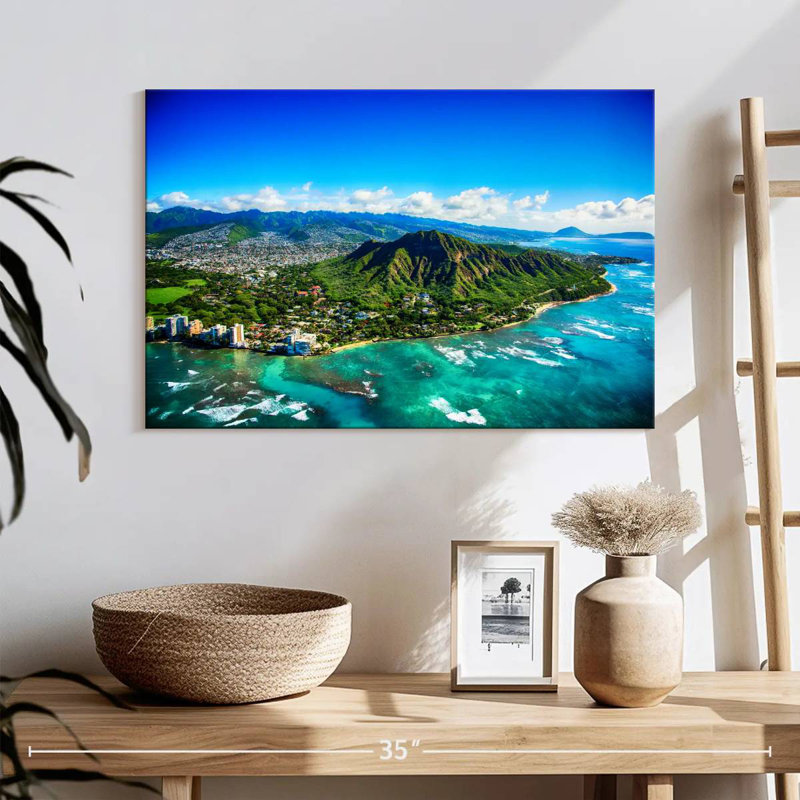 Harpa Diamond Head View, 16" H x 24" W