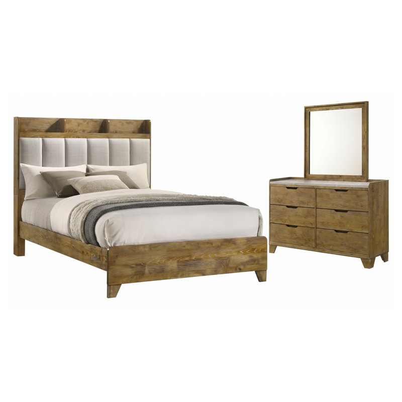 Ensemble de chambre à coucher 3 pièces Whitfield en chêne moyen, format King, comprenant un lit à panneaux, une commode et un miroir.