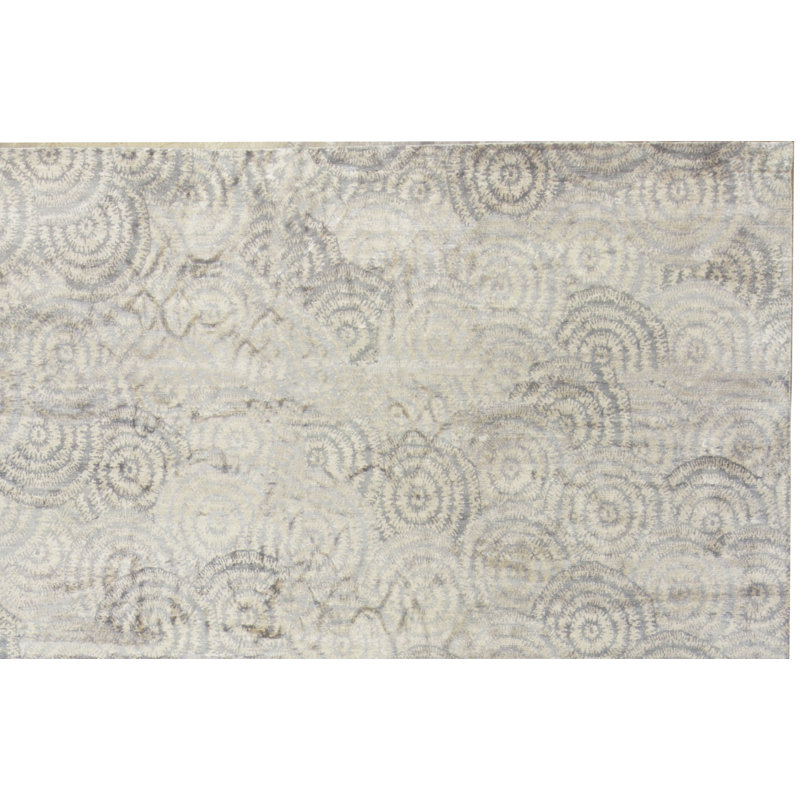 Hand-Knotted High-Quality Beige and Green Area Rug