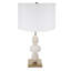 Lampe de table ronde blanche et dorée à trois niveaux avec abat-jour cylindrique D14 x 26,3 po (assemblage de l'abat-jour requis)