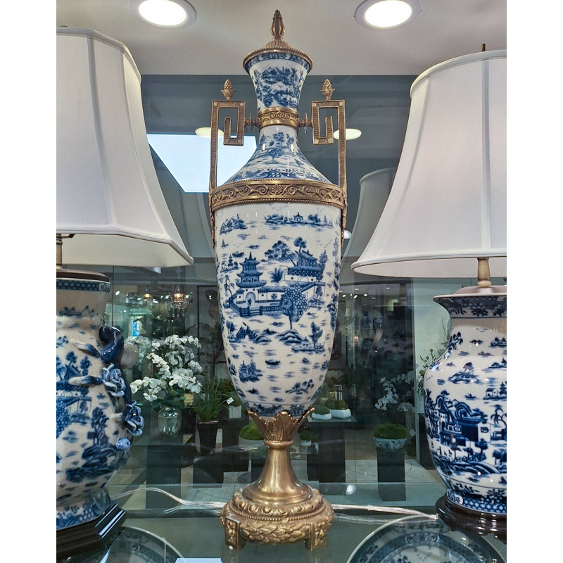 Hand Painted Decorative Porcelain Jar