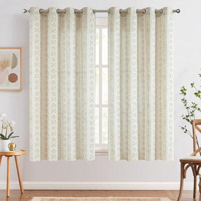 Paire de rideaux semi-transparents avec passe-tringle Amadas