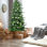 Arbre de Noël vert en PVC + PE avec lumières Ul blanc chaud - pointes, branches articulées, aiguilles réalistes, support en métal robuste, assemblage facile