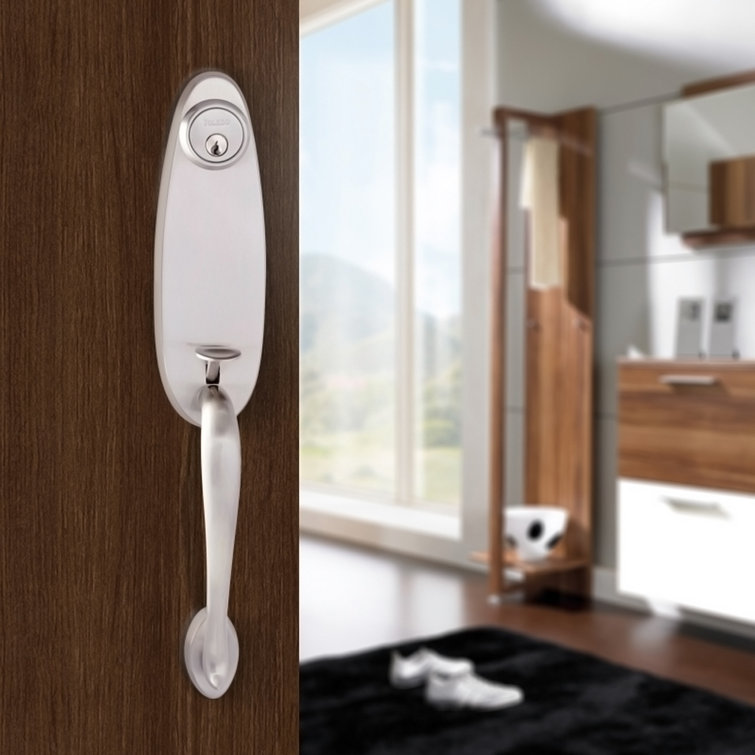 Handleset with Single Cylinder Deadbolt and Door Knob and Rosette