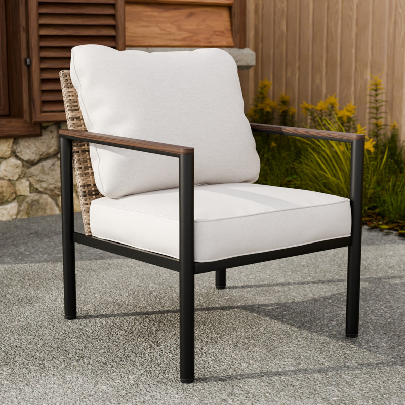 Chaise de salle à manger d'extérieur brun clair en osier avec structure en acier et coussins, Beige
