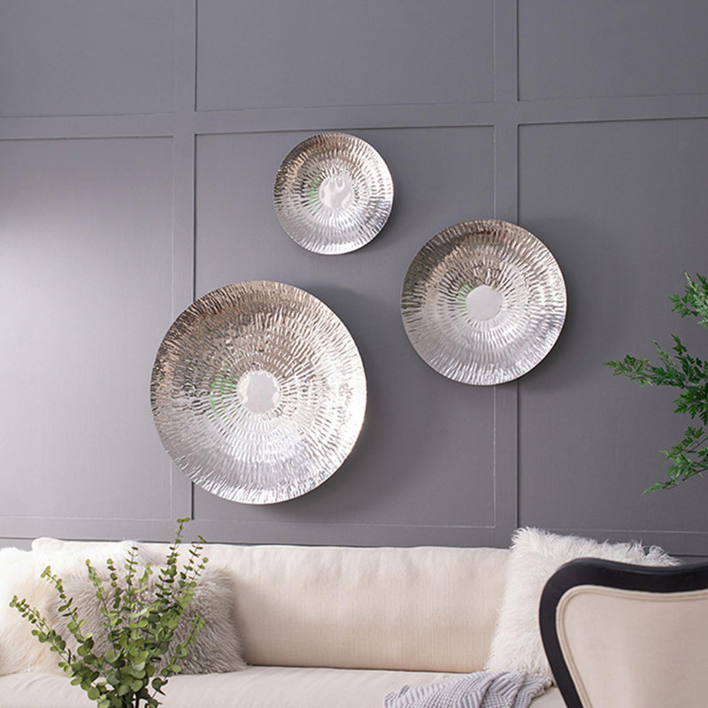 Silver Textured Oversized Disc