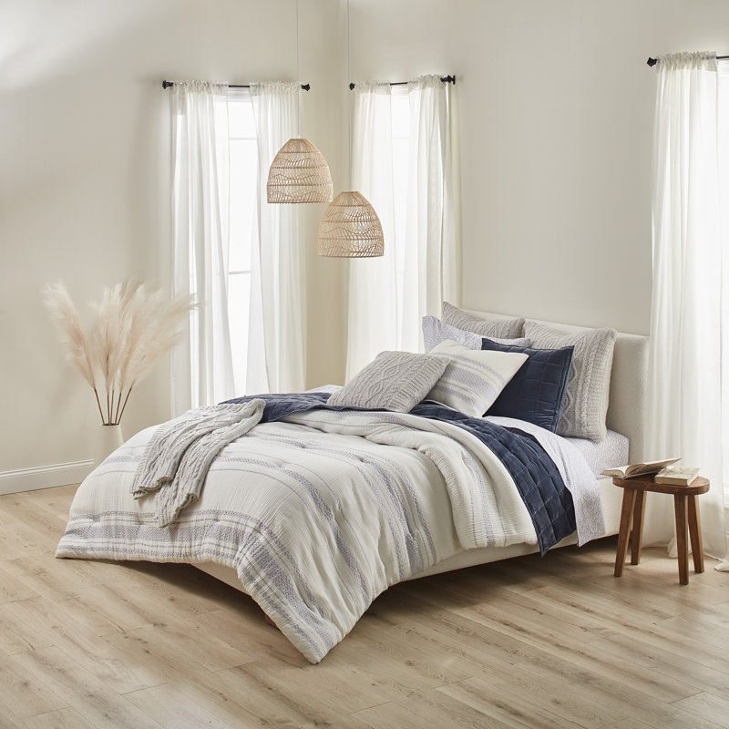 Splendid Pace Comforter Set, Queen Comforter + 2 Standard Shams