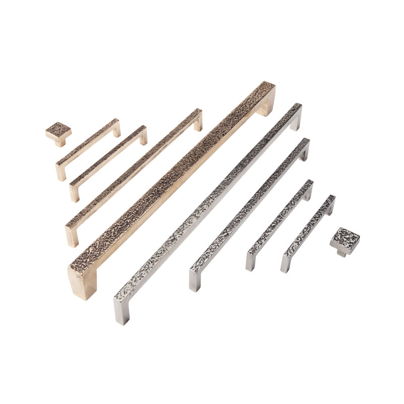Cosmos Bar / Handle Pull, Natural Bronze