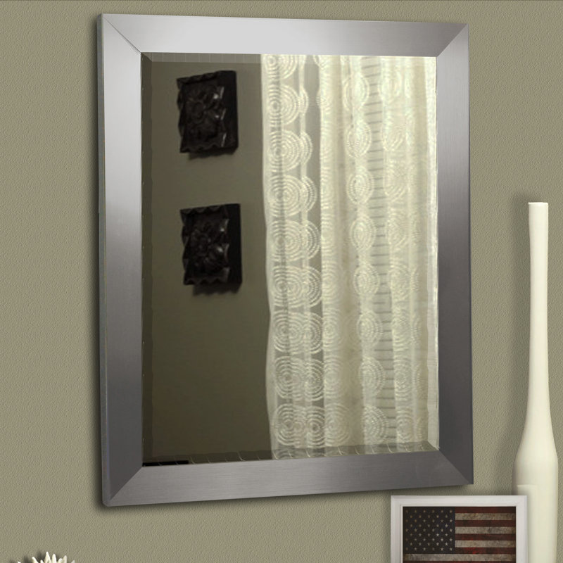 Miroir décoratif moderne et contemporain Tari, H 45,5 po x l 39,5 po