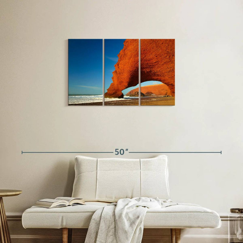 Moroccan Red Arch Gillard, 20" H x 33" W