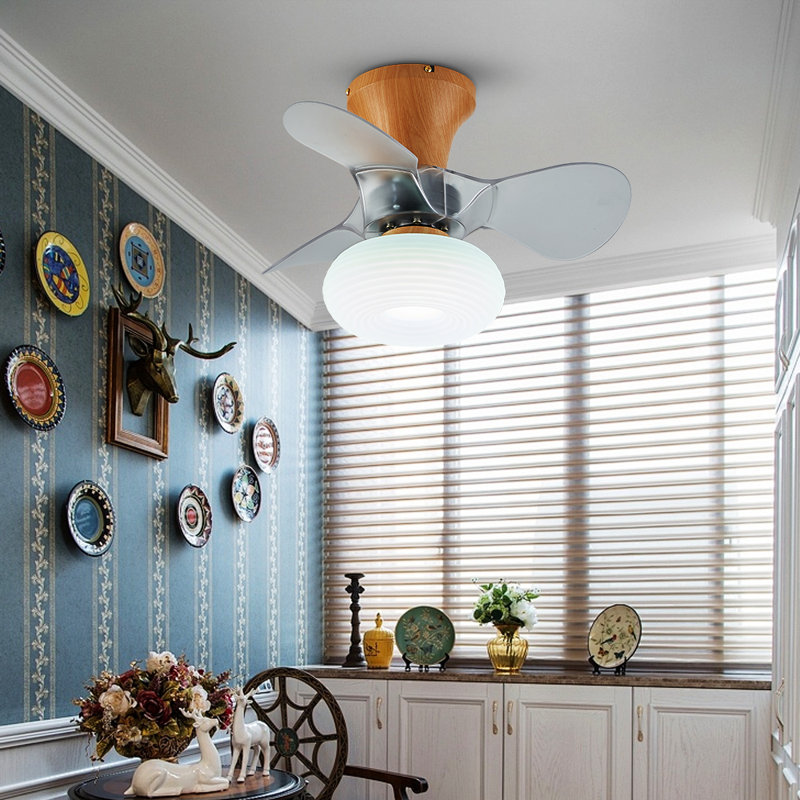 Ventilateur de plafond 21,25 po avec lumières DEL Kosie, Couleur bois avec pales transparentes