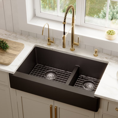 Ensemble d'évier de cuisine à double cuve à tablier frontal 60/40 Karran Quartz 34 "X 21-1 / 4"
